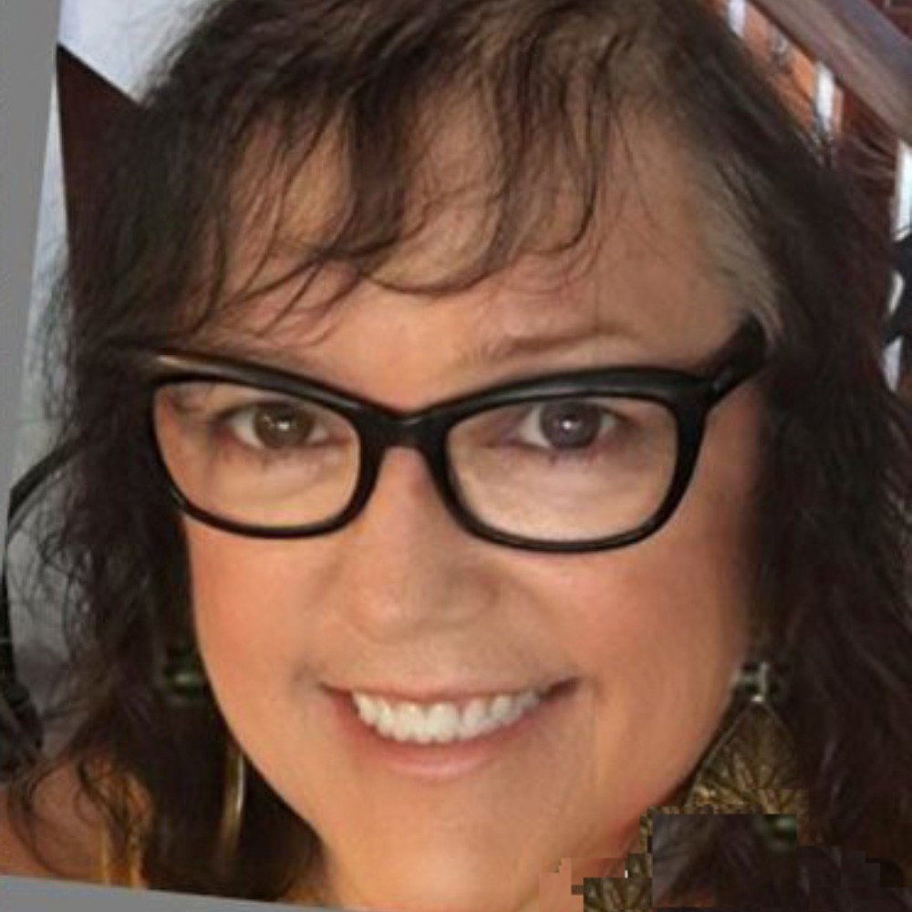 Meet your Posher, Lynn